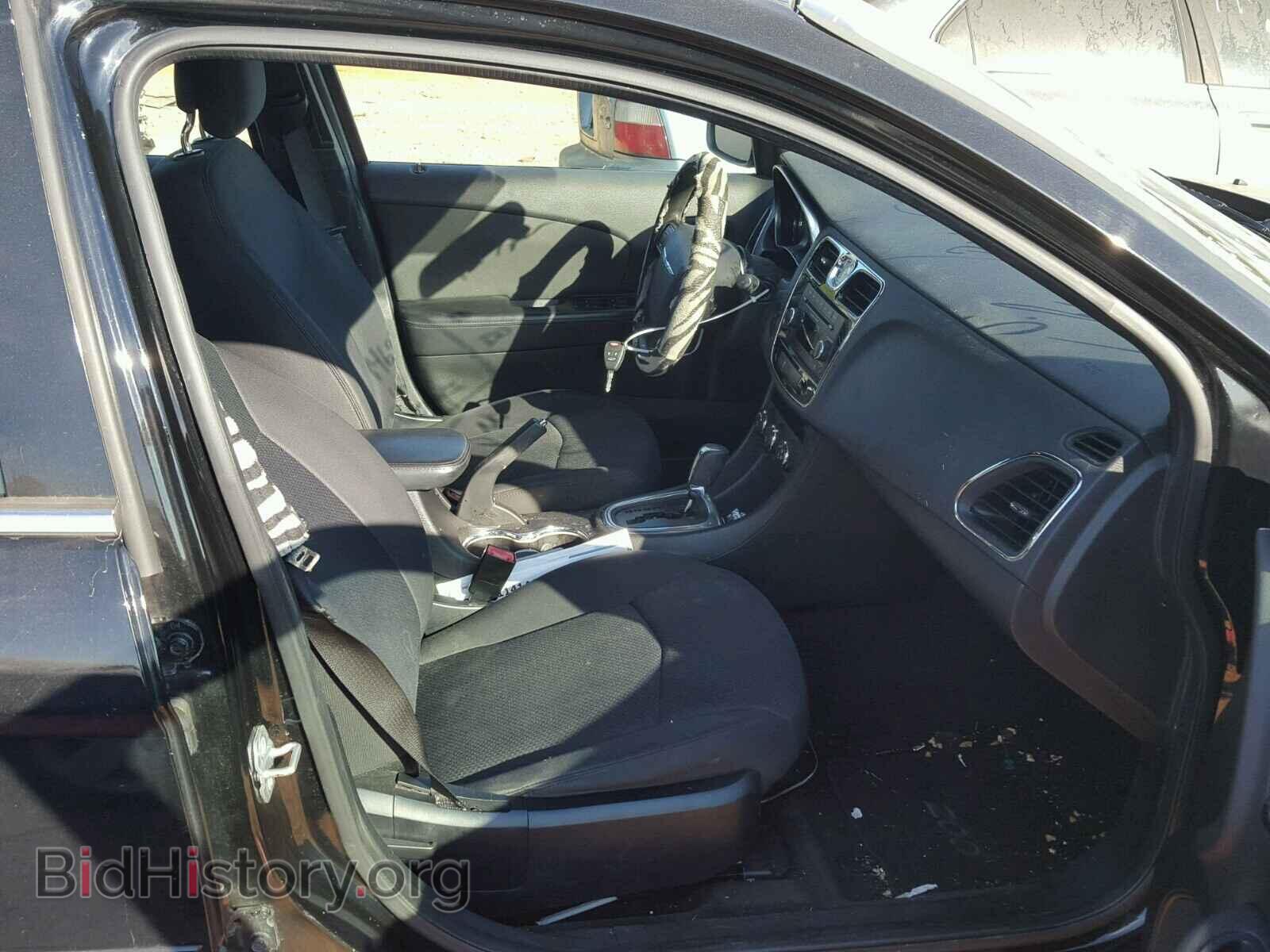2012 CHRYSLER 200 - VIN: 1C3CCBAB1CN208402 - Photo 5