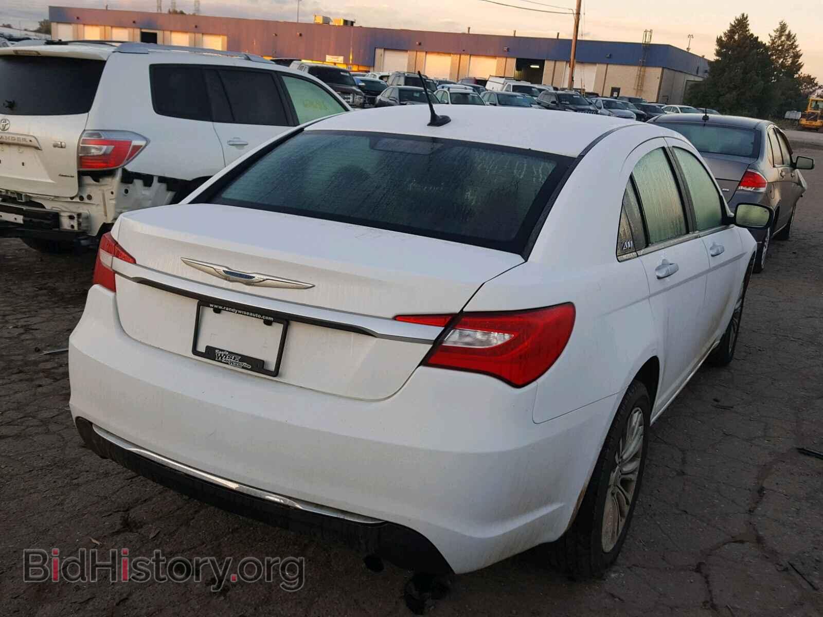 2012 CHRYSLER 200 - VIN: 1C3CCBCB4CN210822 - Photo 4