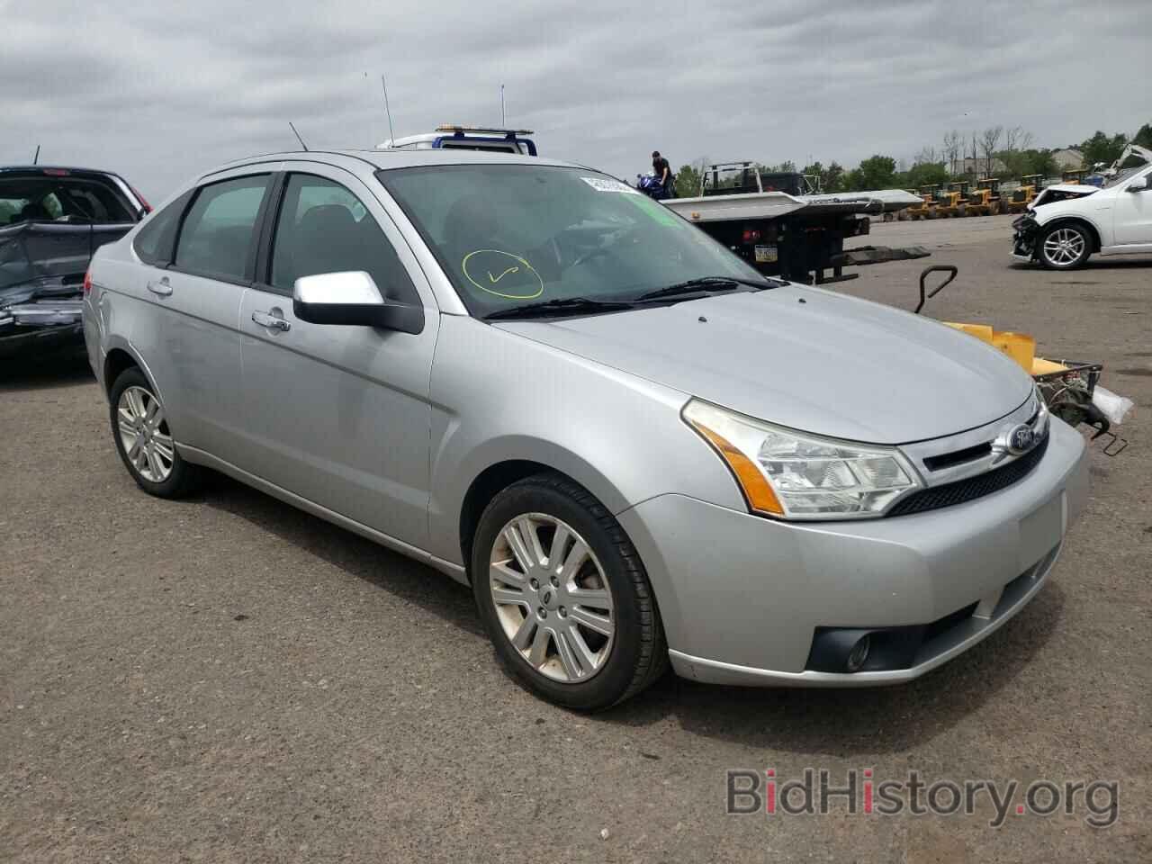 Photo 1FAHP3HN7BW157949 - FORD FOCUS 2011