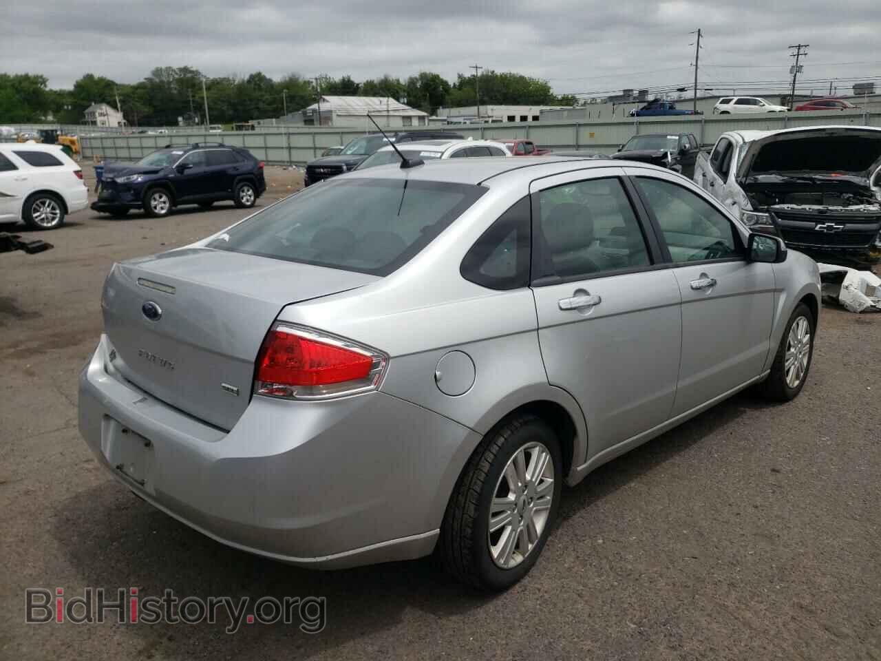 2011 FORD FOCUS - VIN: 1FAHP3HN7BW157949 - Фото 4