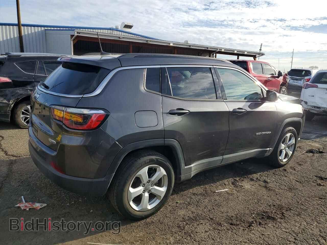 2017 JEEP COMPASS - VIN: 3C4NJCBB9HT647630 - Фото 3