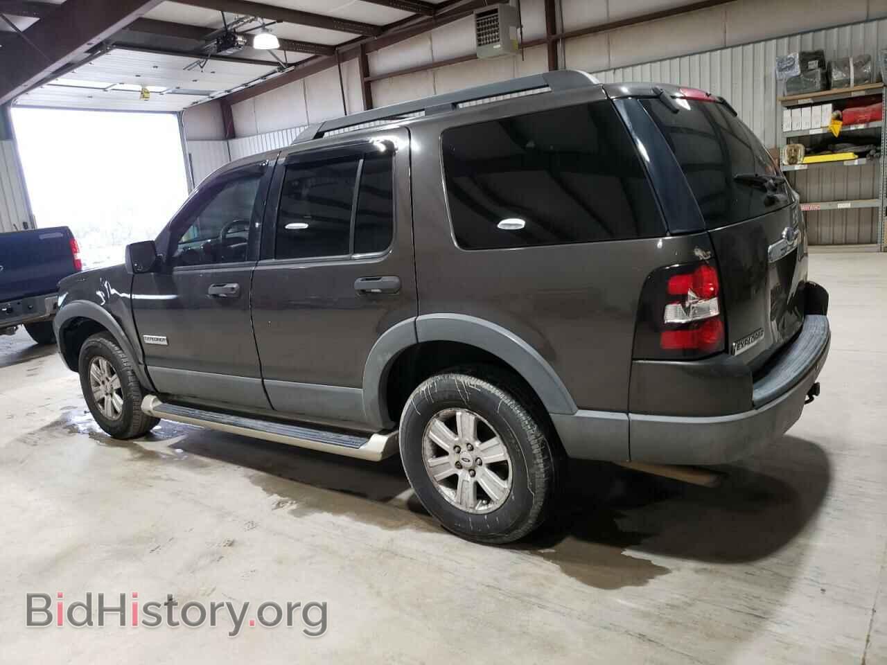 2006 FORD EXPLORER - VIN: 1FMEU73E86UB24184 - Фото 2