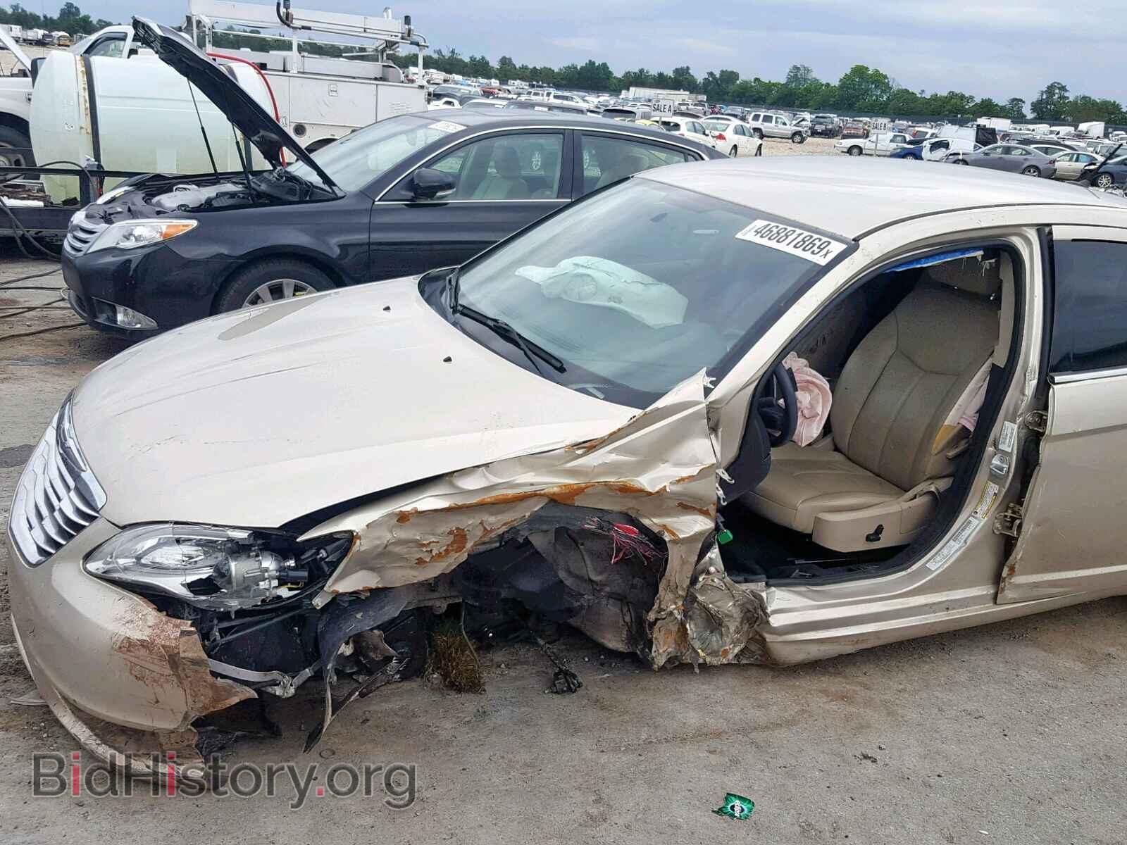 2014 CHRYSLER 200 - VIN: 1C3CCBCG0EN159446 - Фото 9
