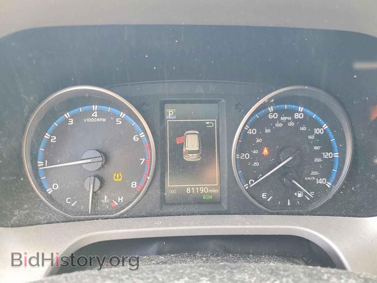 2018 TOYOTA RAV4 - VIN: 2T3RFREV1JW856807 - Фото 9