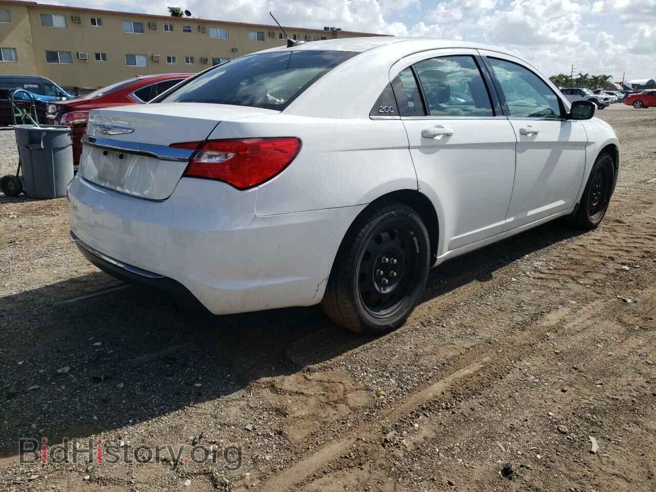 2014 CHRYSLER 200 - VIN: 1C3CCBAB1EN205969 - Фото 4