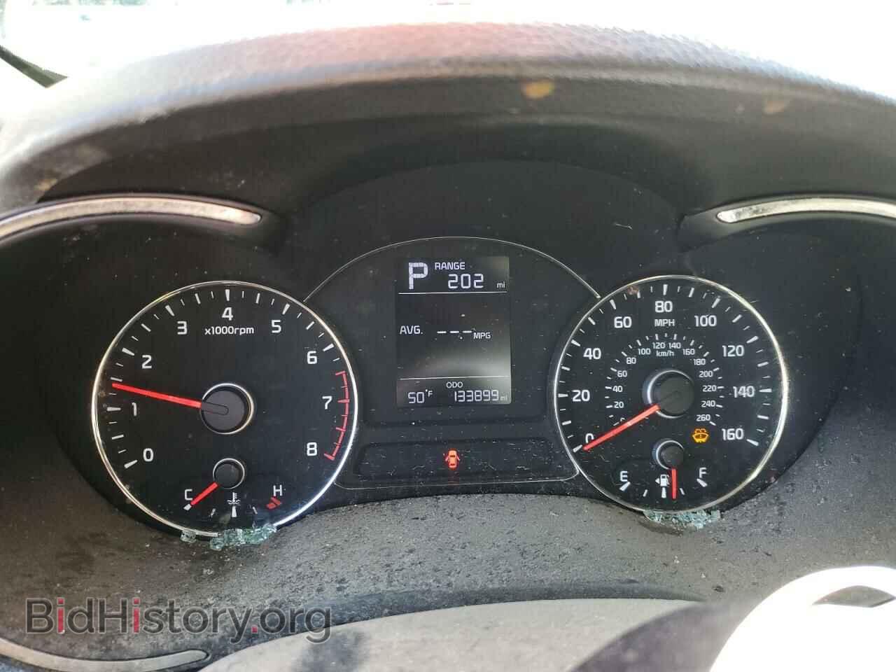 2018 KIA FORTE - VIN: 3KPFK4A73JE239588 - Фото 9