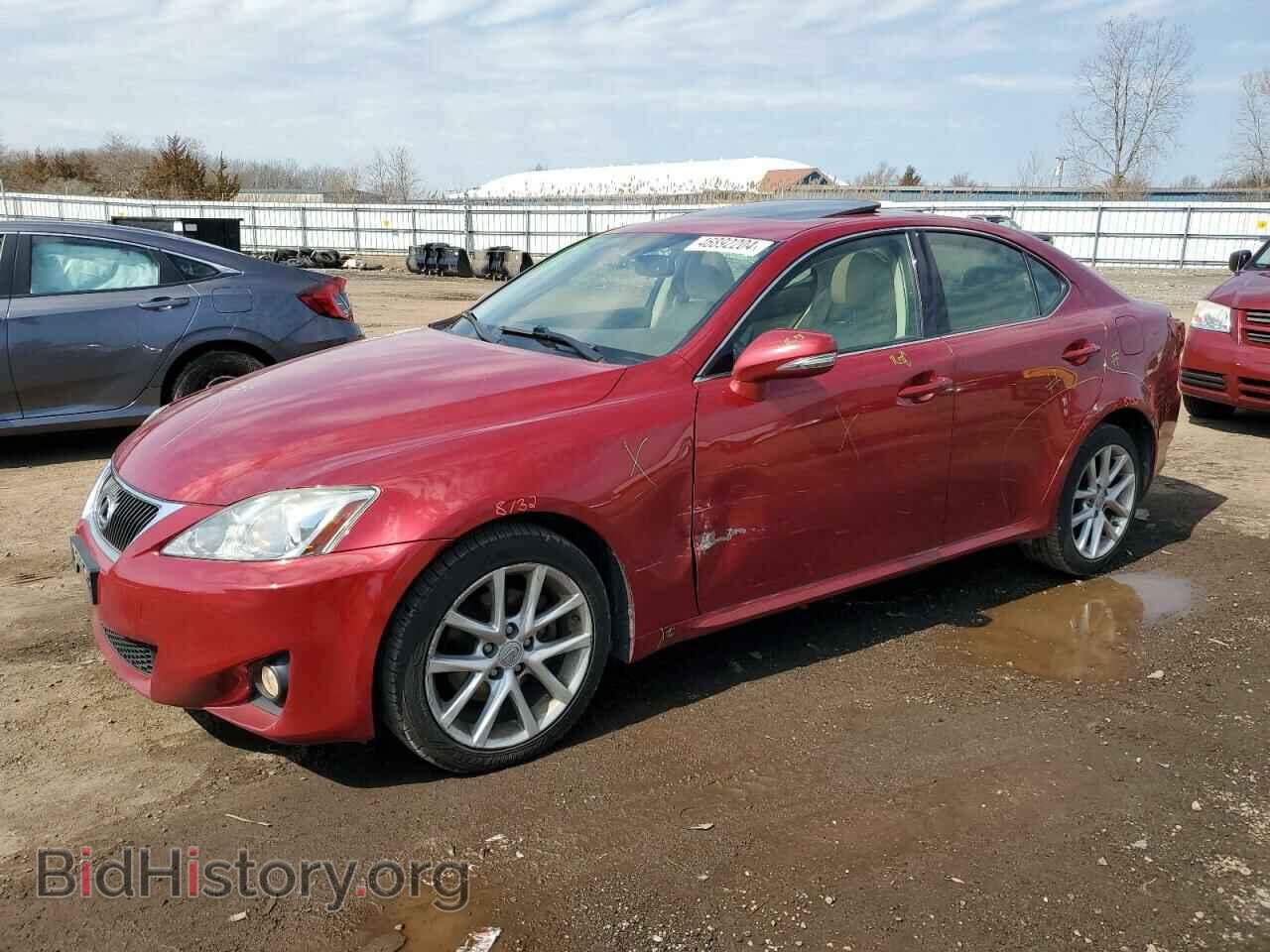 Photo JTHCF5C25C5055846 - LEXUS IS 2012