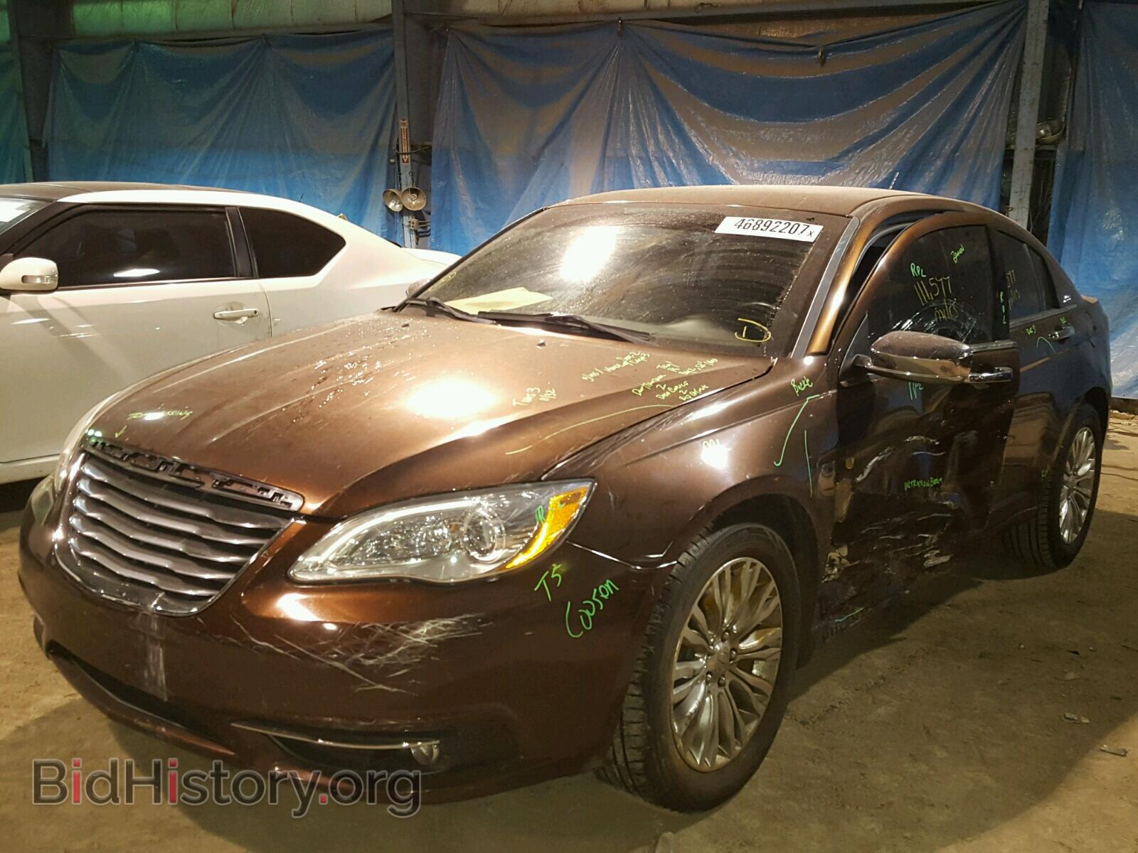 2012 CHRYSLER 200 - VIN: 1C3CCBCB5CN236605 - Фото 2