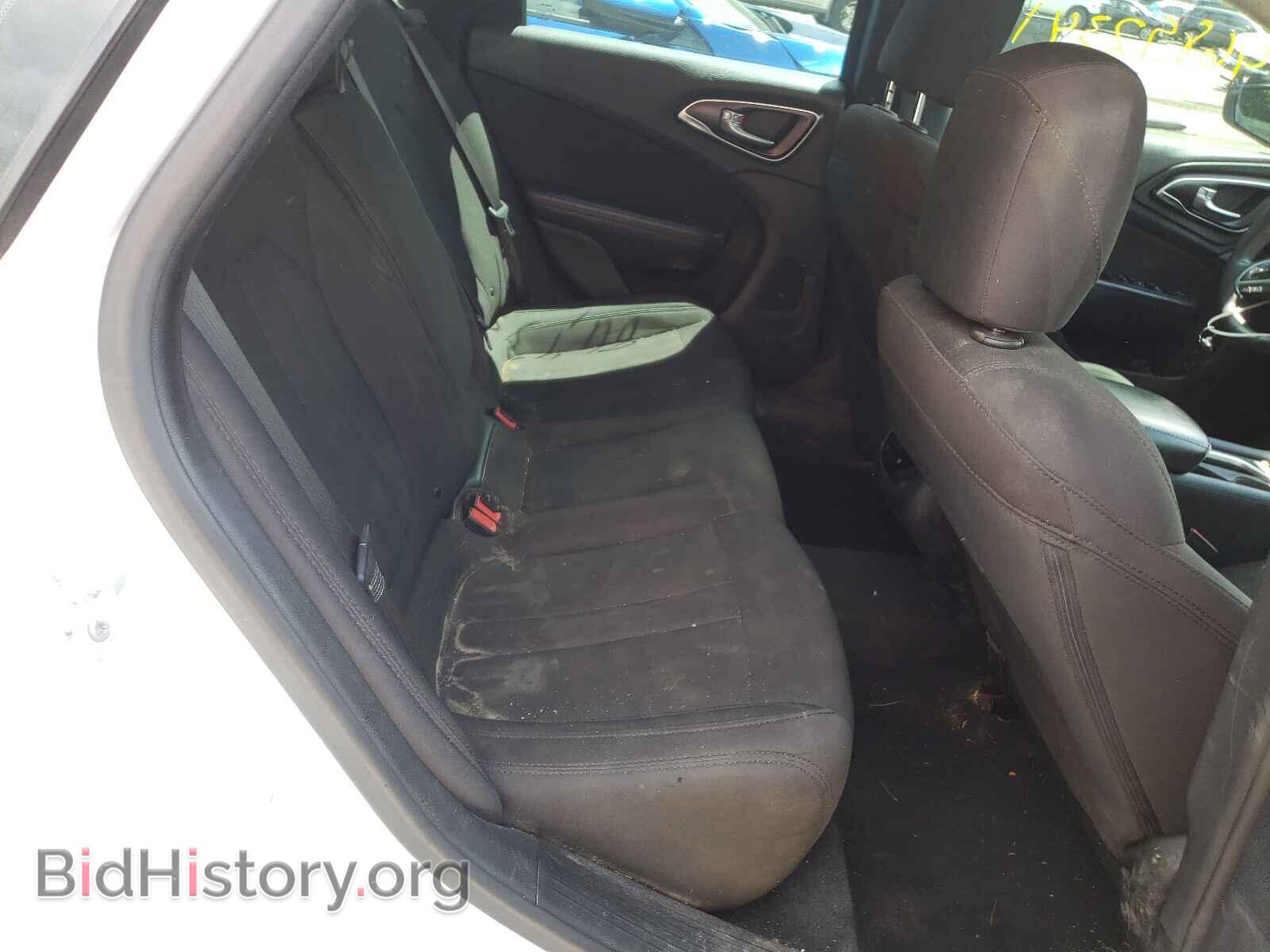 2016 CHRYSLER 200 - VIN: 1C3CCCAB9GN128440 - Фото 6