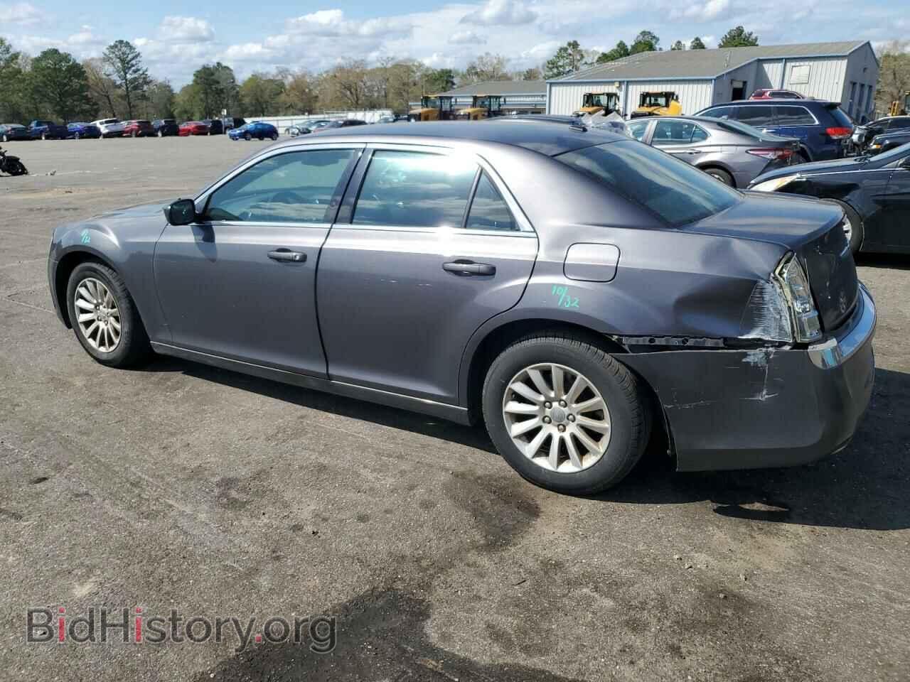 2013 CHRYSLER 300 - VIN: 2C3CCAAGXDH732941 - Фото 2