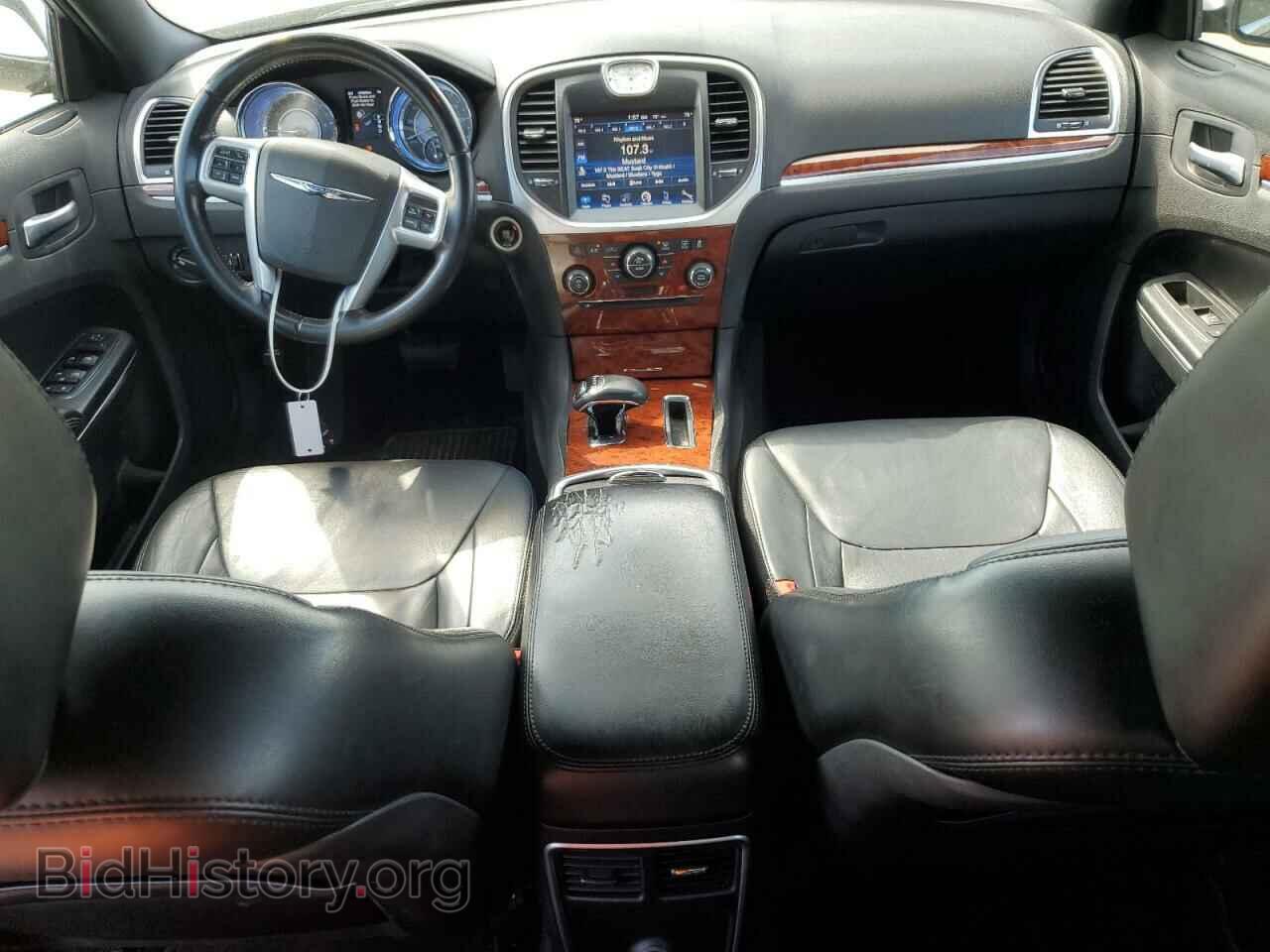 2013 CHRYSLER 300 - VIN: 2C3CCAAGXDH732941 - Фото 8