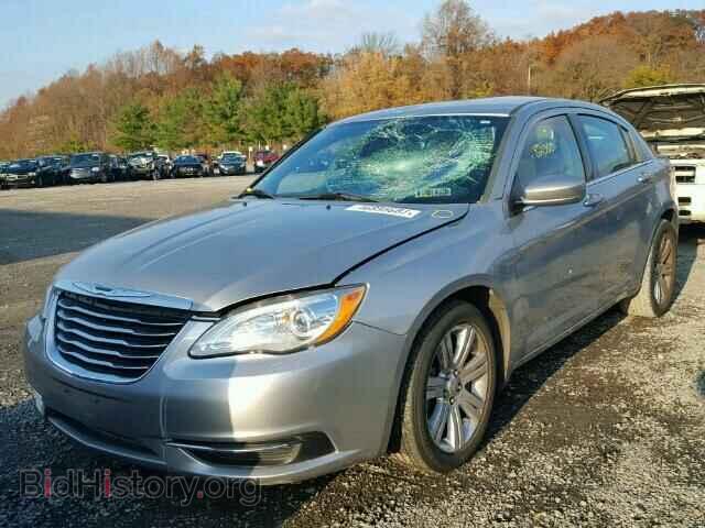 2013 CHRYSLER 200 - VIN: 1C3CCBBB2DN735736 - Фото 2
