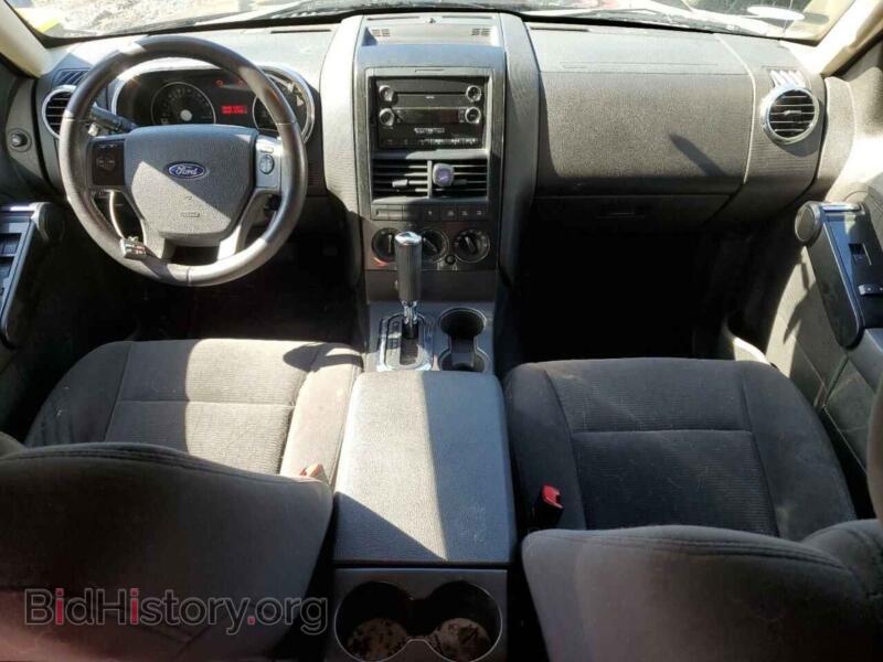 2010 Ford EXPLORER (VIN 1FMEU7DE5AUB12940) — photo 8 of 13