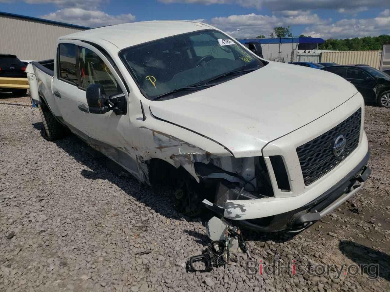 Photo 1N6AA1E57JN527742 - NISSAN TITAN 2018