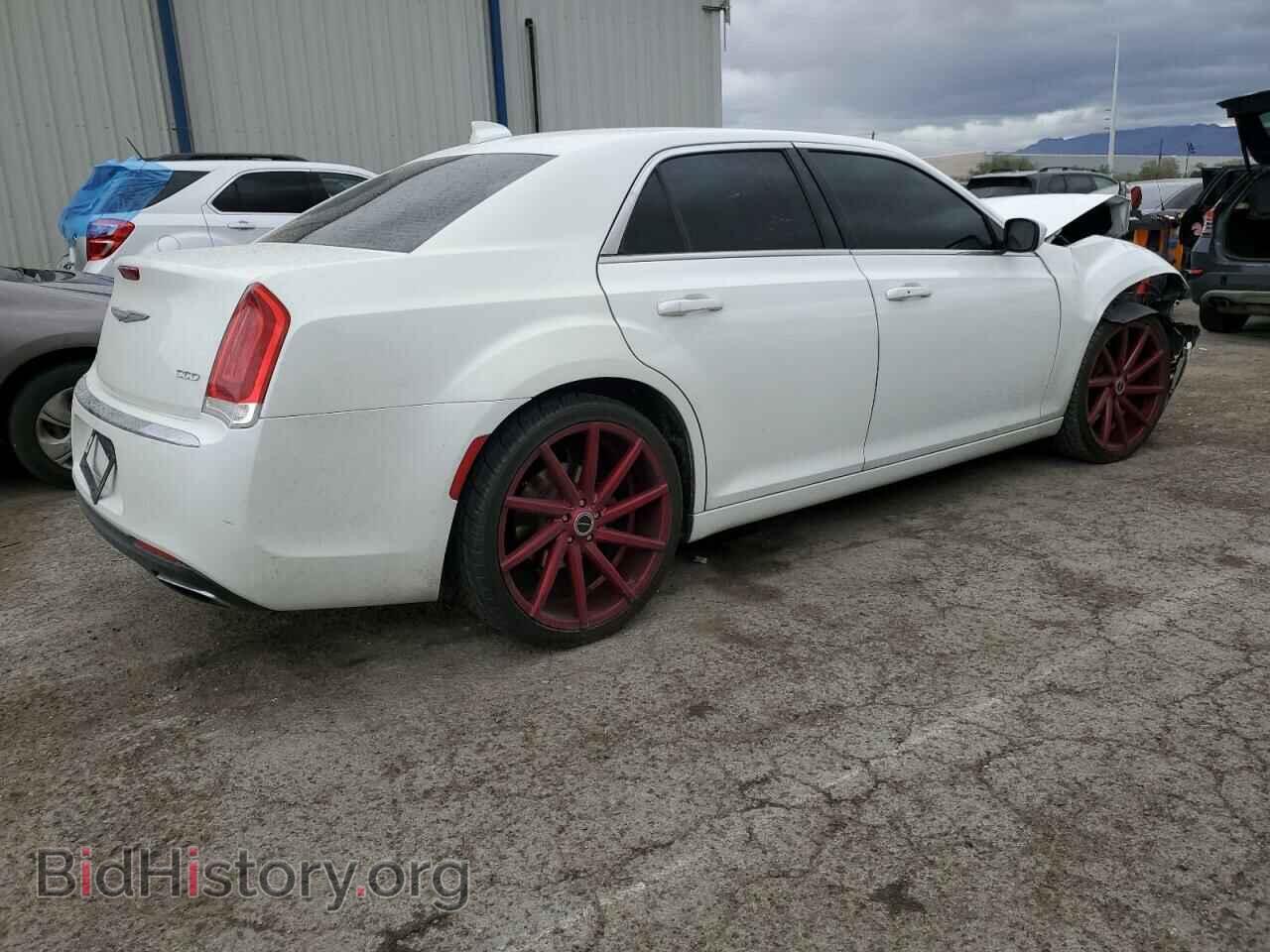 2015 CHRYSLER 300 - VIN: 2C3CCAAG7FH931464 - Фото 3