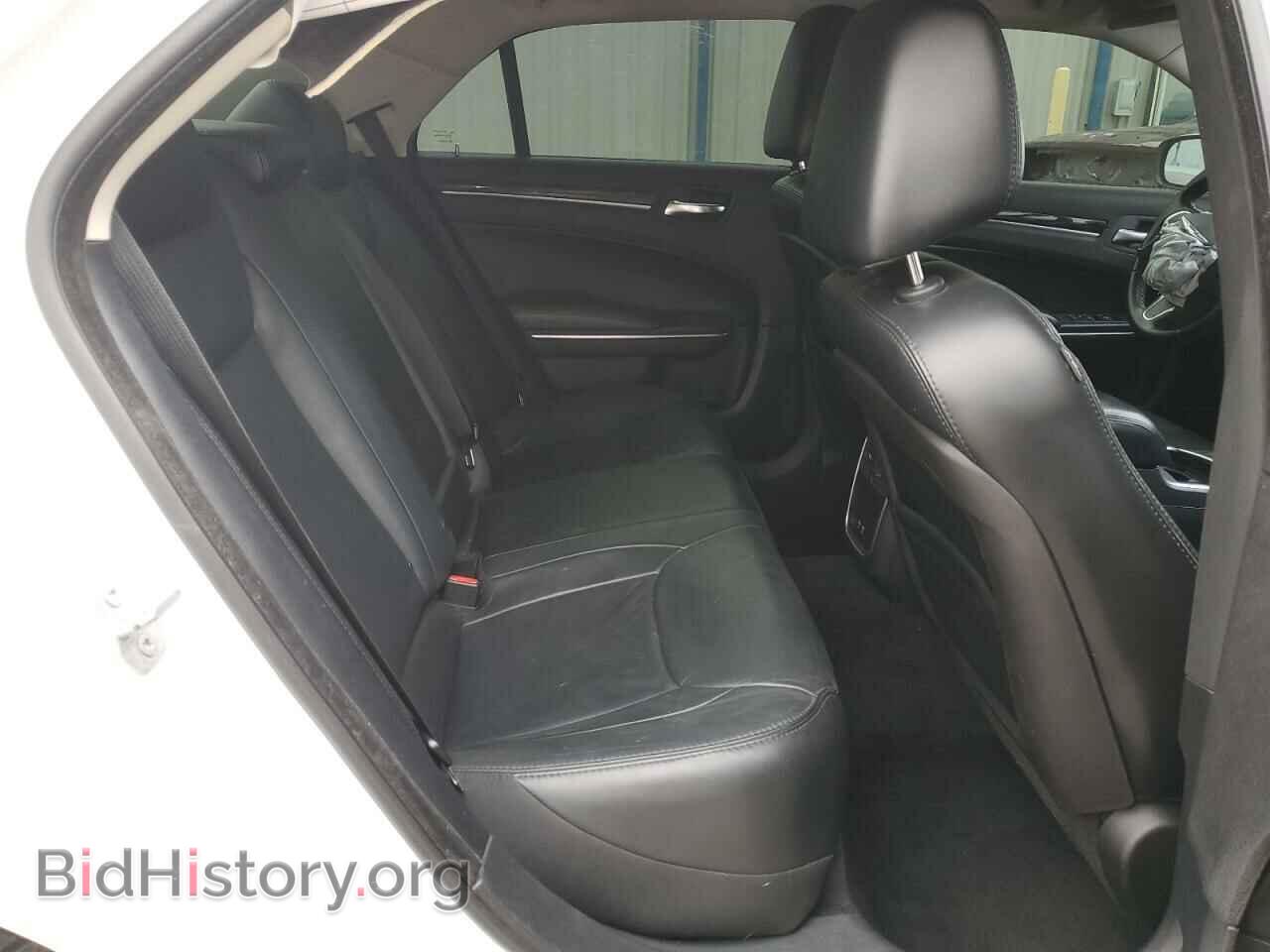 2015 CHRYSLER 300 - VIN: 2C3CCAAG7FH931464 - Фото 10