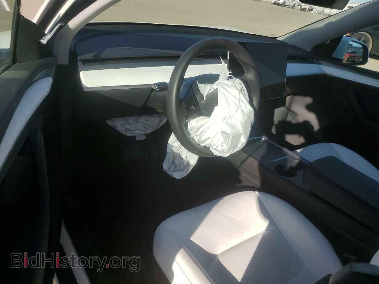 2024 TESLA MODEL Y - VIN: 7SAYGDEEXRF052571 - Фото 8