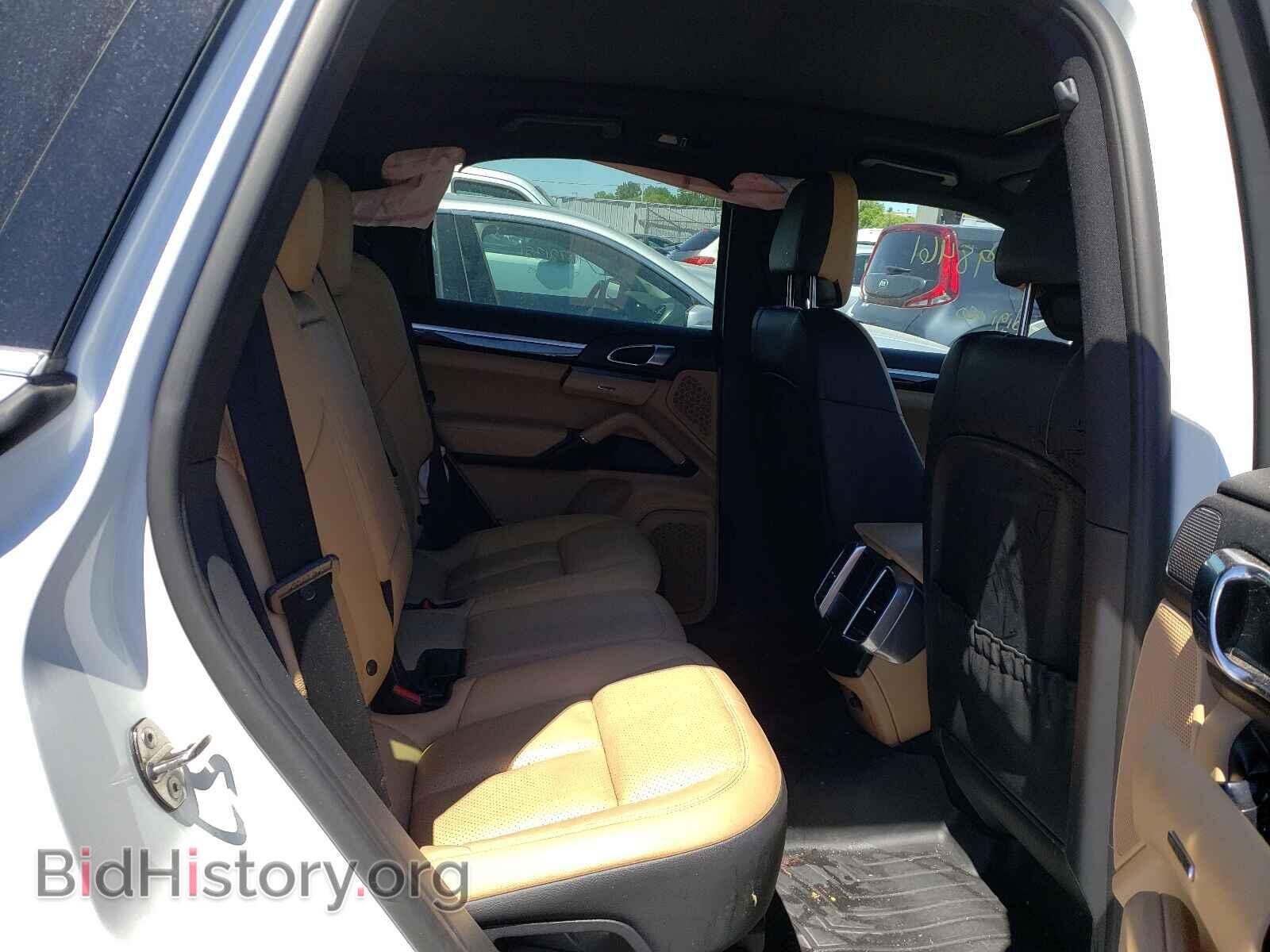 2016 PORSCHE CAYENNE - VIN: WP1AA2A27GKA15413 - Фото 6