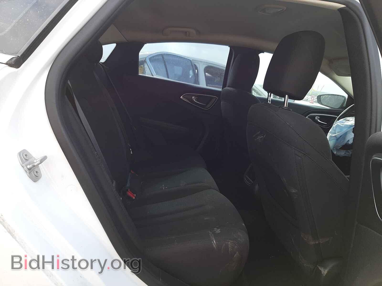 2016 CHRYSLER 200 - VIN: 1C3CCCAB1GN102947 - Фото 6