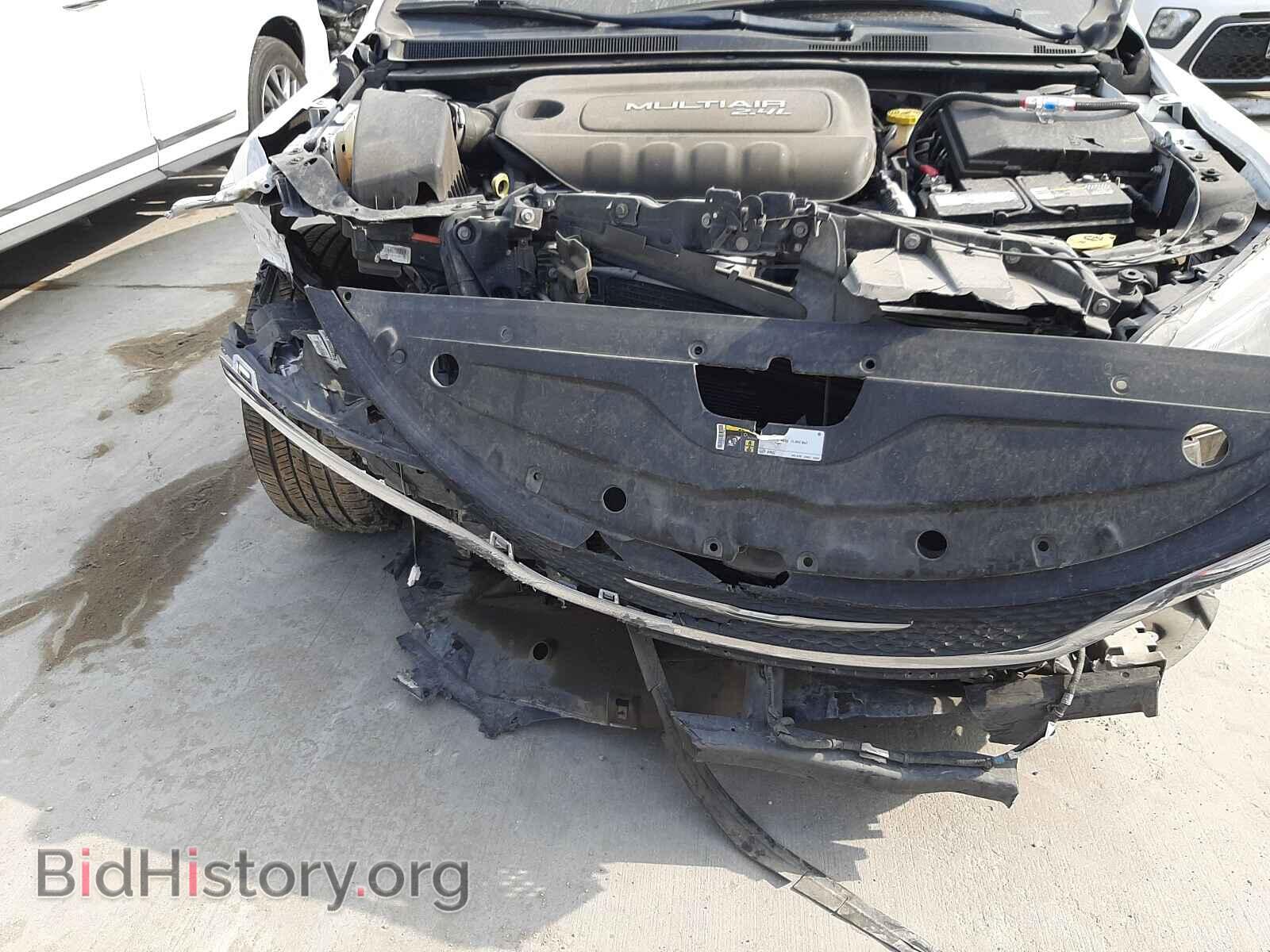 2016 CHRYSLER 200 - VIN: 1C3CCCAB1GN102947 - Фото 9