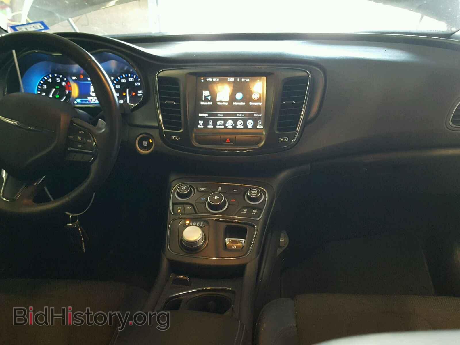 2016 CHRYSLER 200 - VIN: 1C3CCCBB8GN120084 - Фото 9