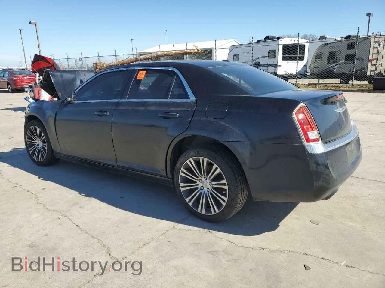 2013 CHRYSLER 300 - VIN: 2C3CCAAG0DH657201 - Photo 2