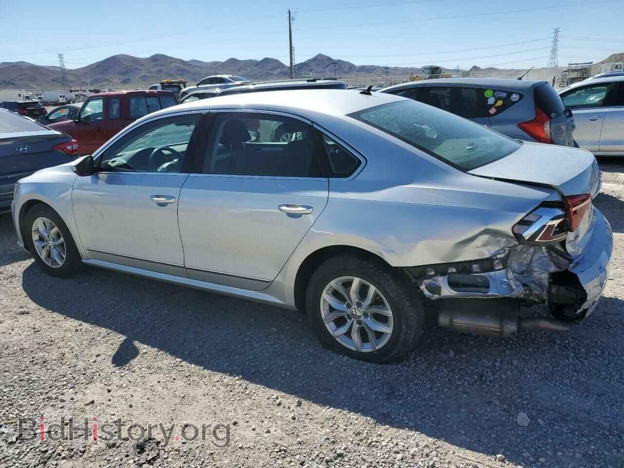 2017 VOLKSWAGEN PASSAT - VIN: 1VWAT7A38HC003202 - Фото 2