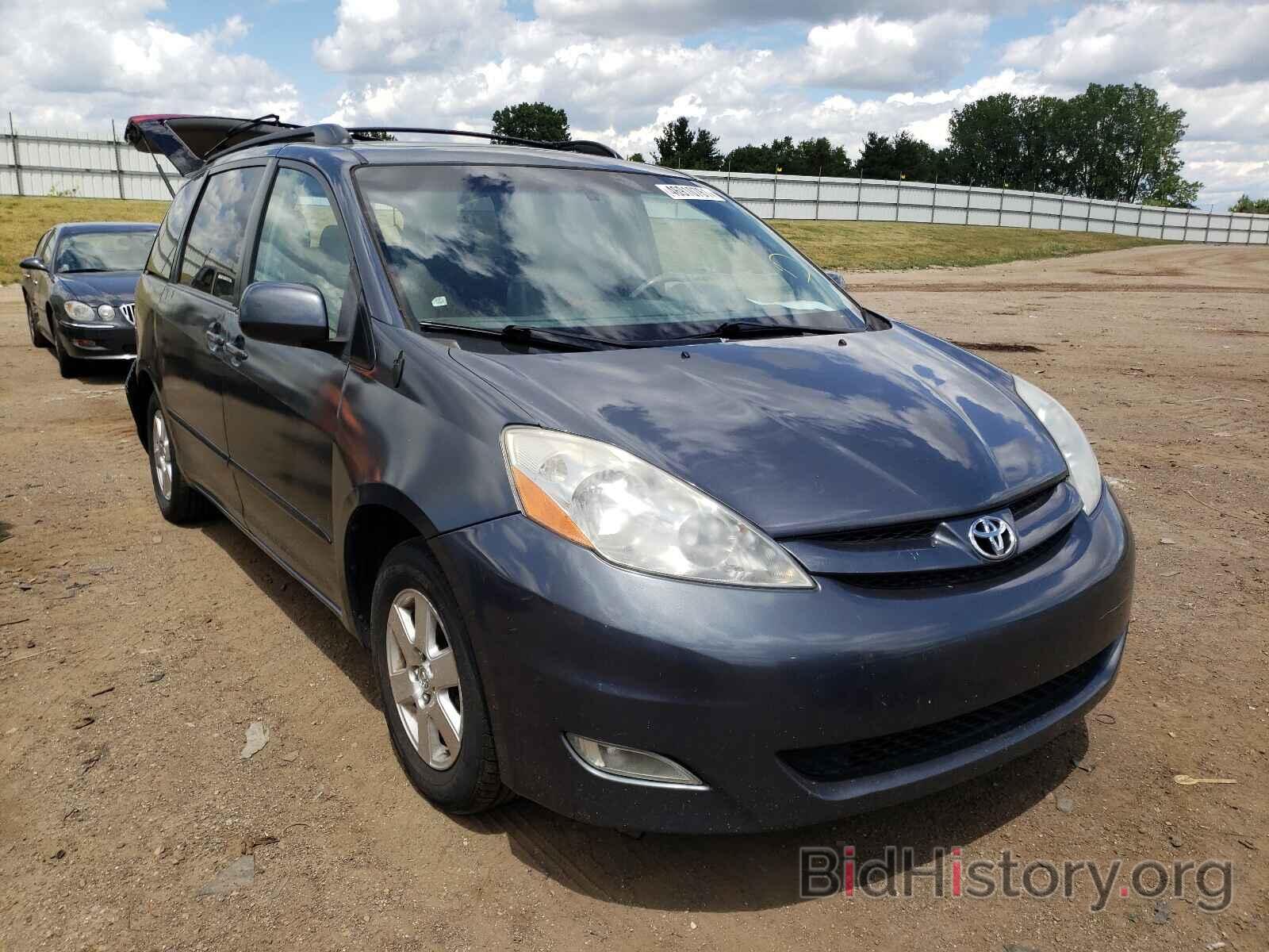 Photo 5TDZK22C78S181210 - TOYOTA SIENNA 2008