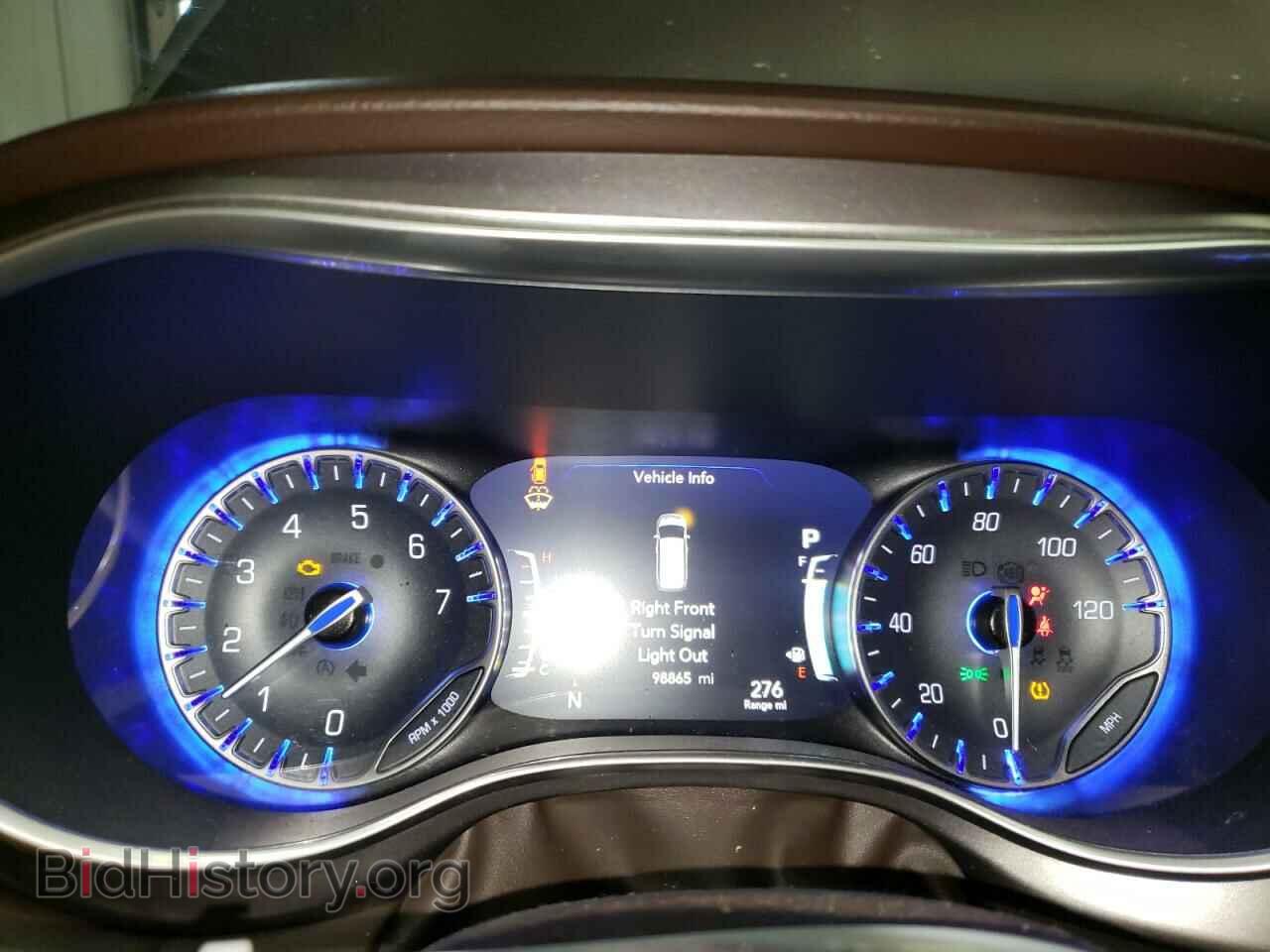 2018 CHRYSLER PACIFICA - VIN: 2C4RC1EG7JR312401 - Фото 9