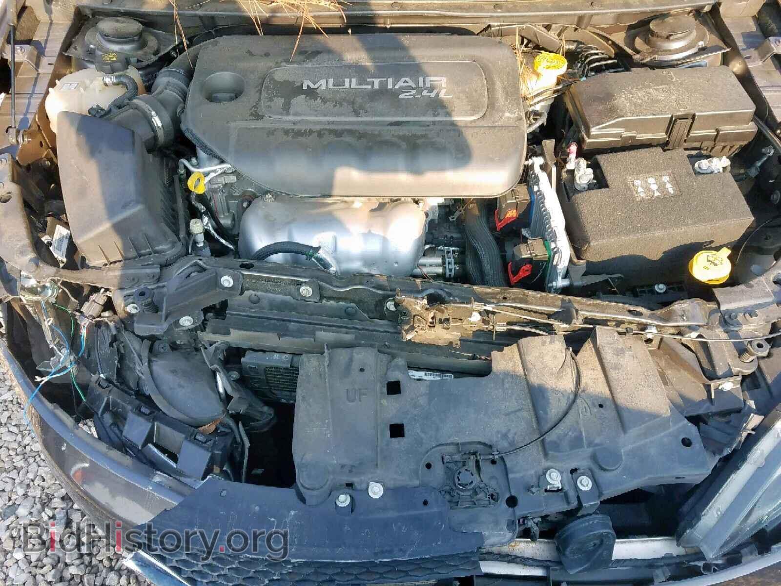 2016 CHRYSLER 200 - VIN: 1C3CCCAB2GN140686 - Photo 7