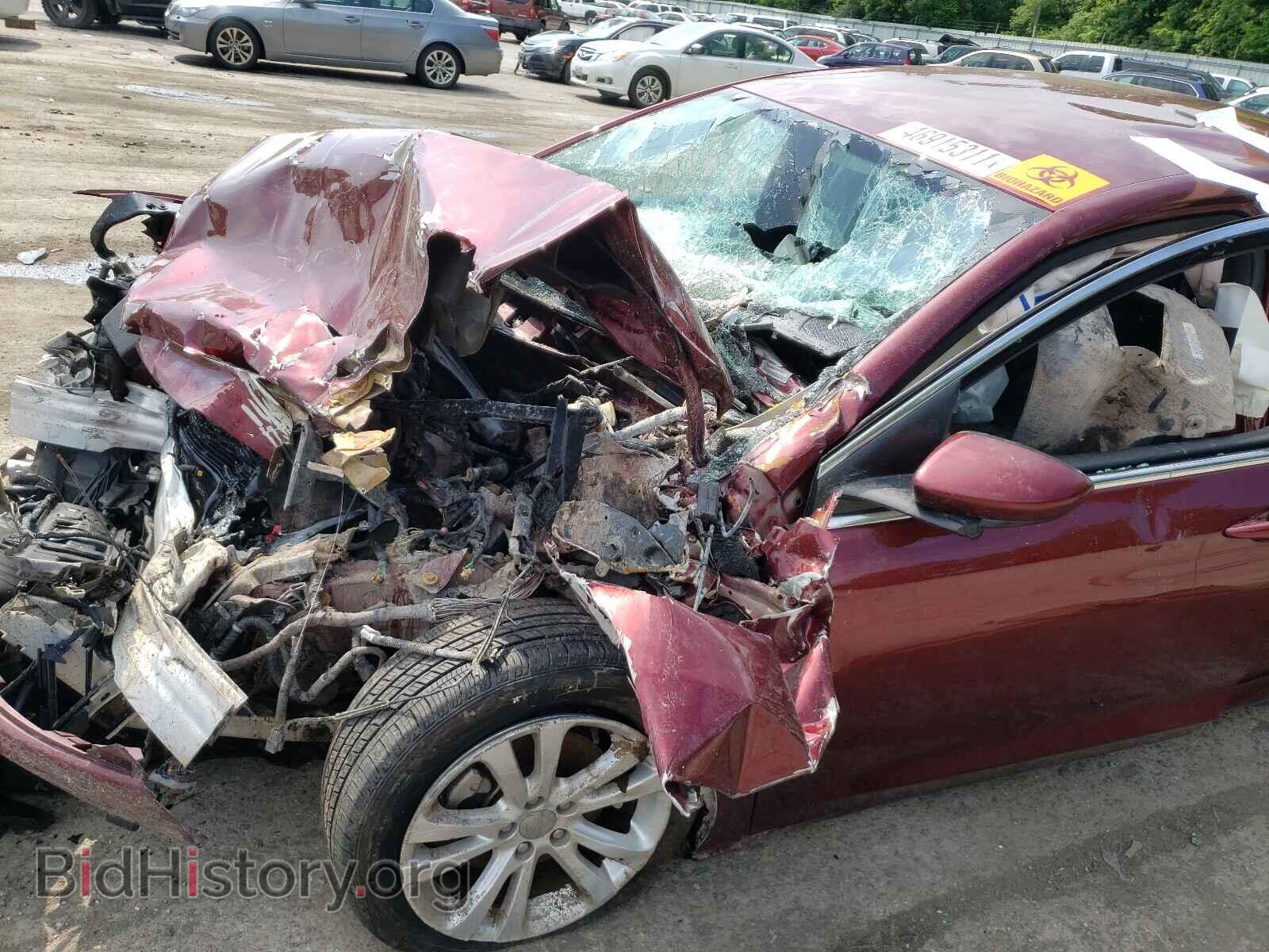 2015 CHRYSLER 200 - VIN: 1C3CCCAB0FN520933 - Фото 9
