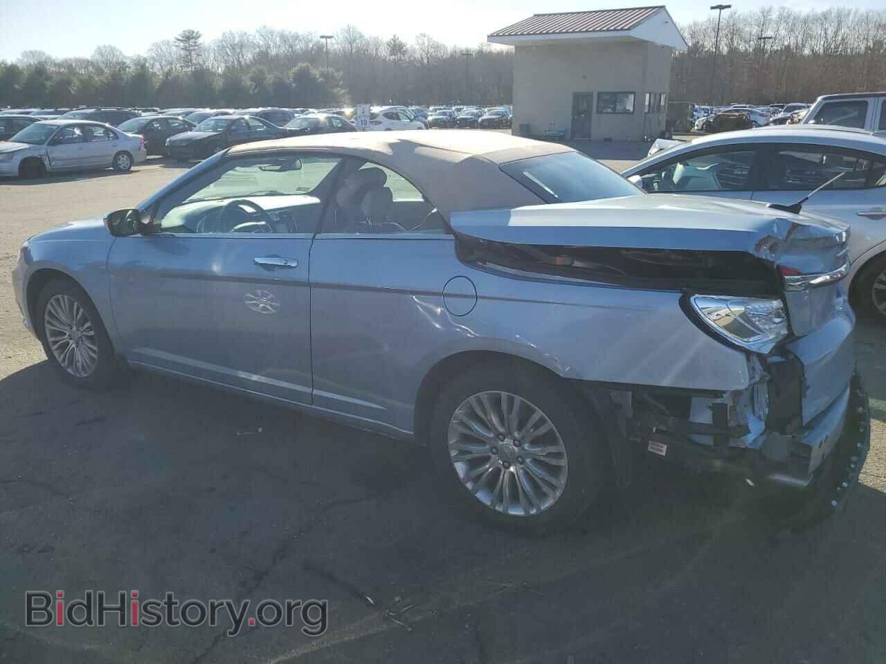 2013 CHRYSLER 200 - VIN: 1C3BCBFG2DN699838 - Фото 2