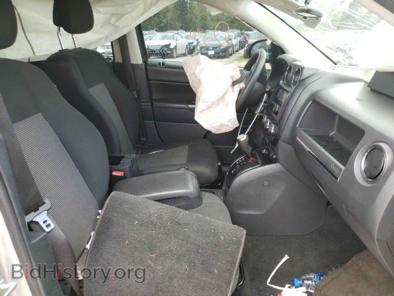 2012 Jeep COMPASS (VIN 1C4NJCBAXCD520794) — фото 5 из 10