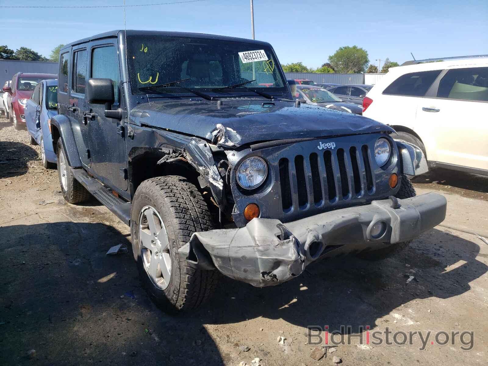 Photo 1J4GA59137L146402 - JEEP WRANGLER 2007