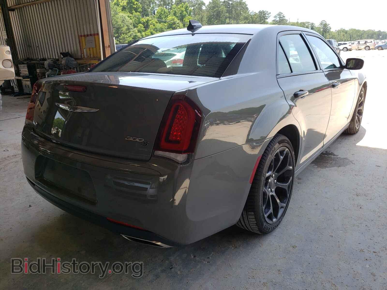 2019 CHRYSLER 300 - VIN: 2C3CCABG6KH619693 - Фото 4