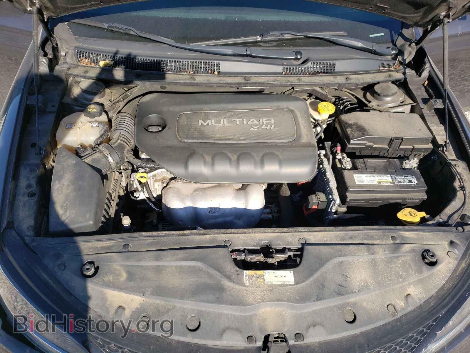 2016 CHRYSLER 200 - VIN: 1C3CCCBB1GN183933 - Фото 7