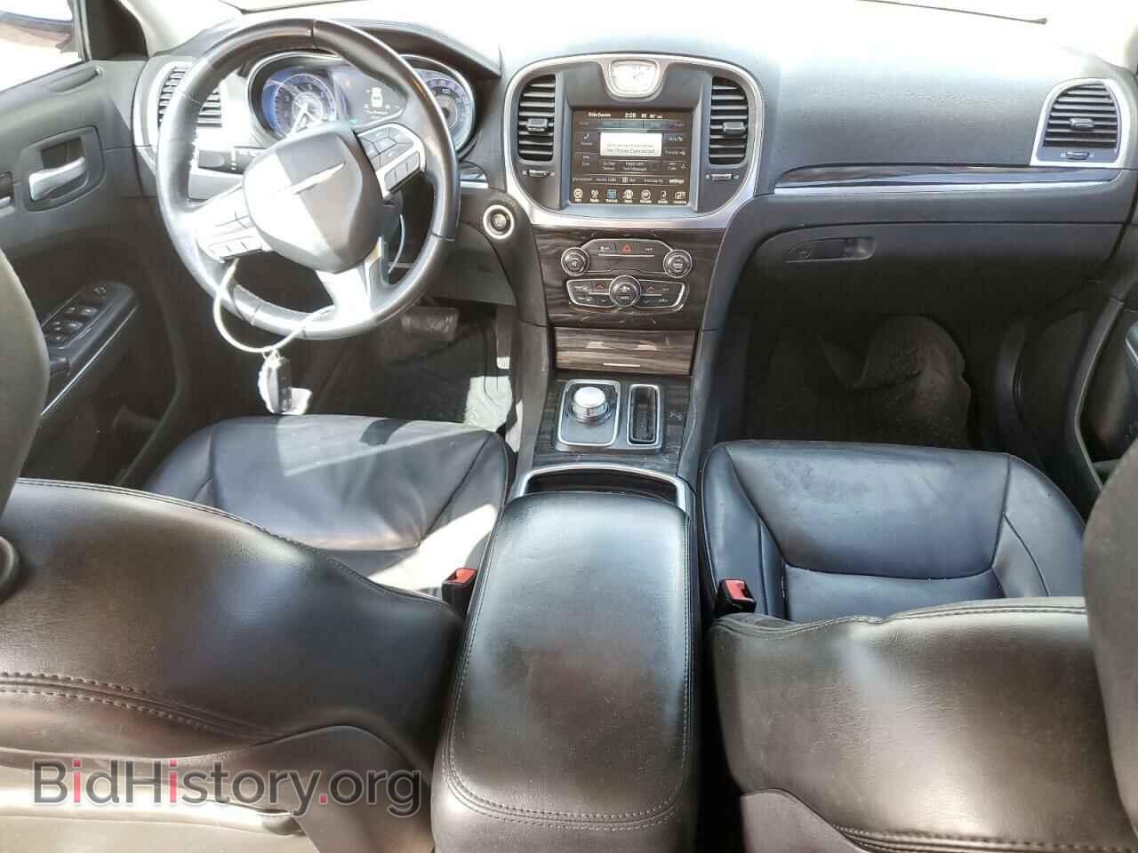 2016 CHRYSLER 300 - VIN: 2C3CCAAG6GH230335 - Фото 8