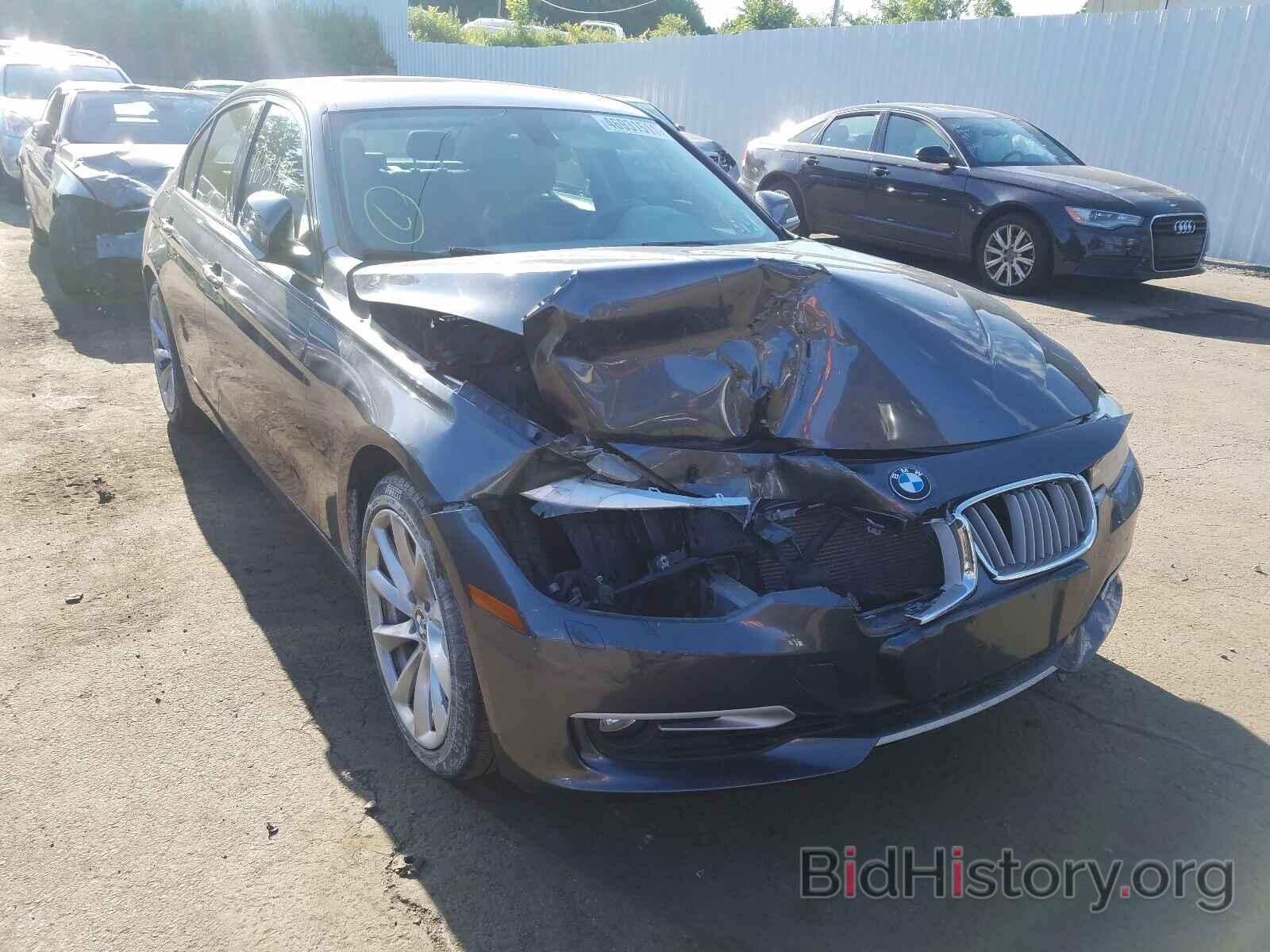 Photo WBA3A5C57CF256892 - BMW 3 SERIES 2012