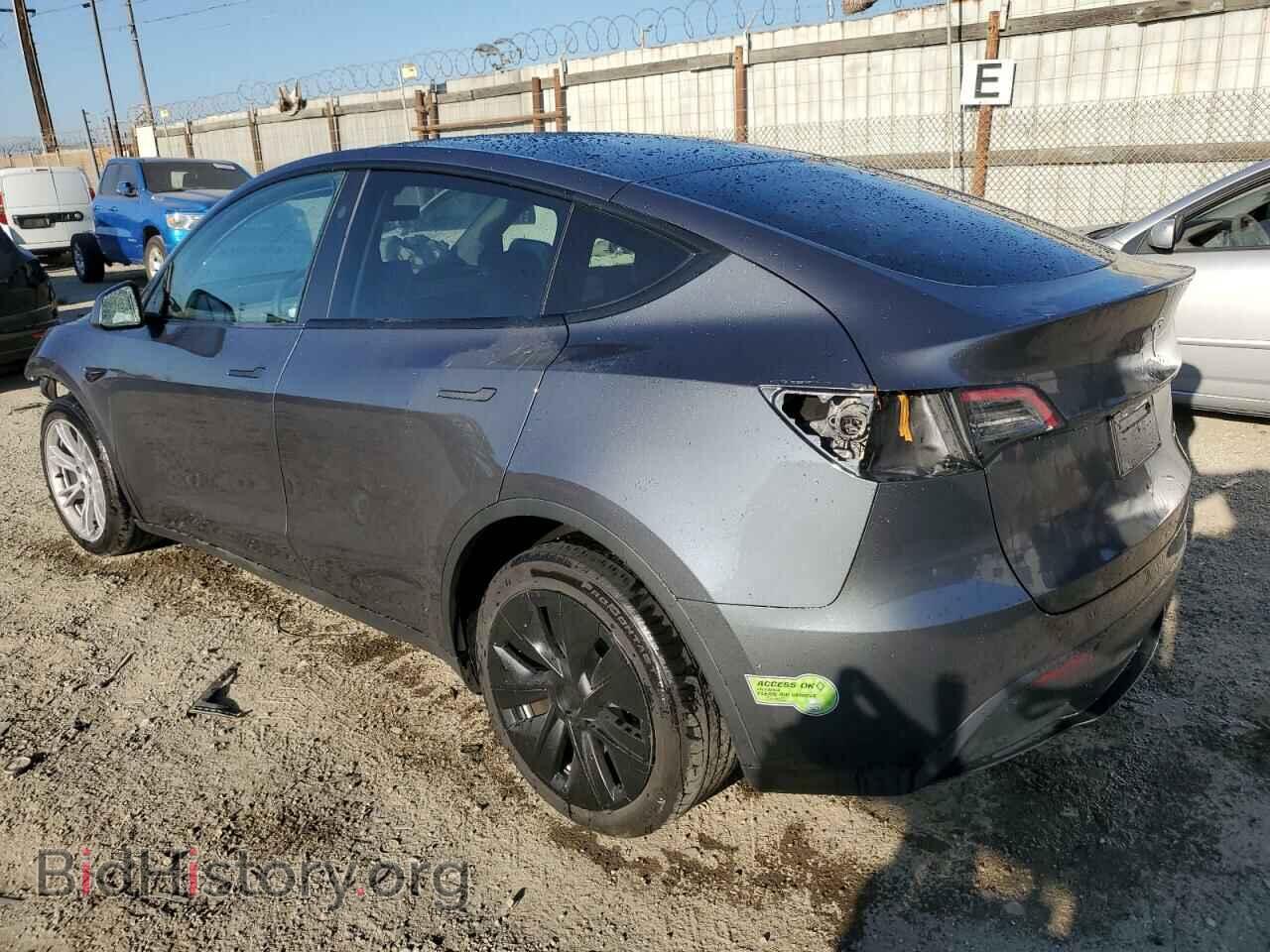 2023 TESLA MODEL Y - VIN: 7SAYGDEE7PF863077 - Фото 2