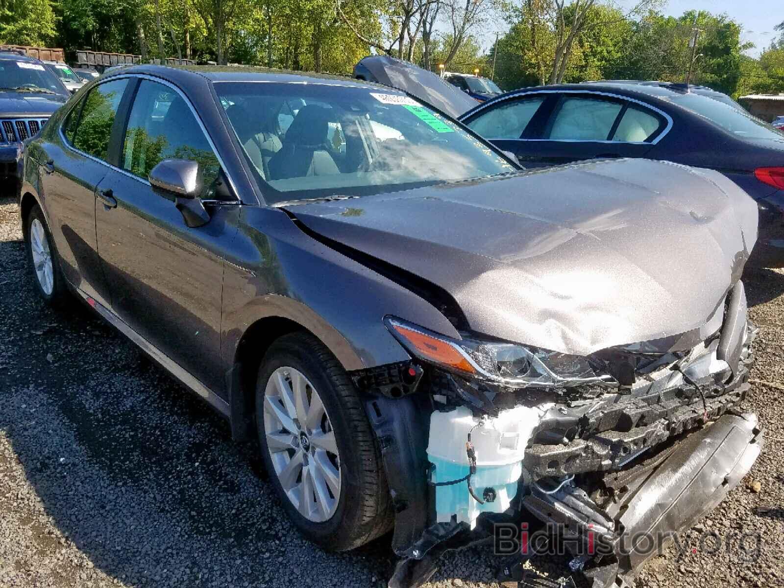 Photo 4T1B11HK8JU118174 - TOYOTA CAMRY 2018