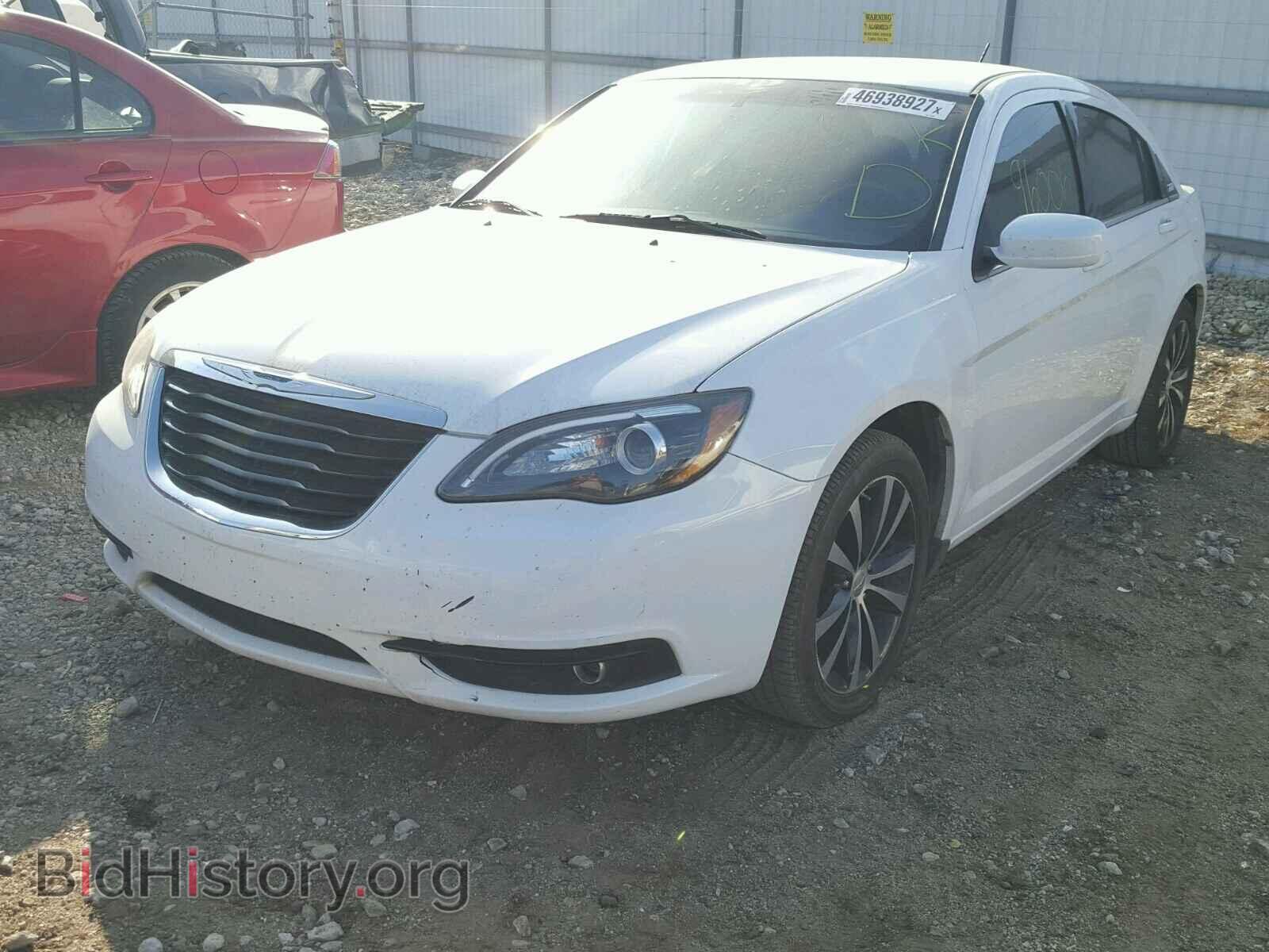 2013 CHRYSLER 200 - VIN: 1C3CCBBB6DN573660 - Фото 2