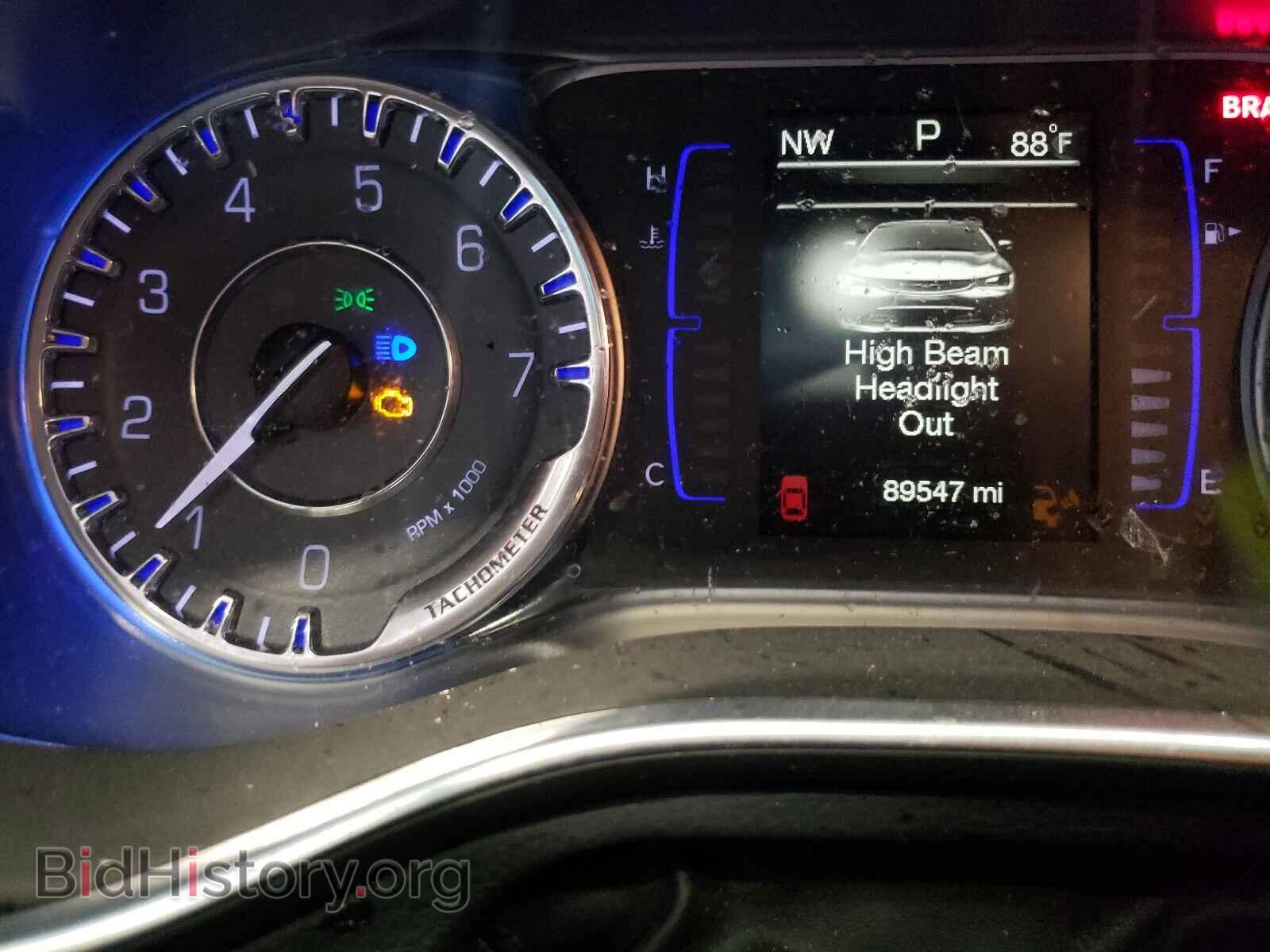 2016 CHRYSLER 200 - VIN: 1C3CCCFB8GN196303 - Фото 8