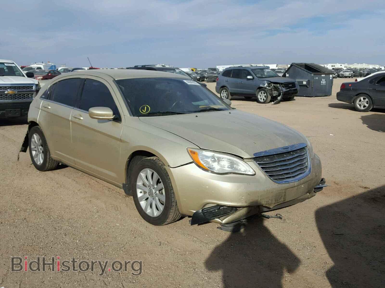 Photo 1C3BC1FB8BN519371 - CHRYSLER 200 2011