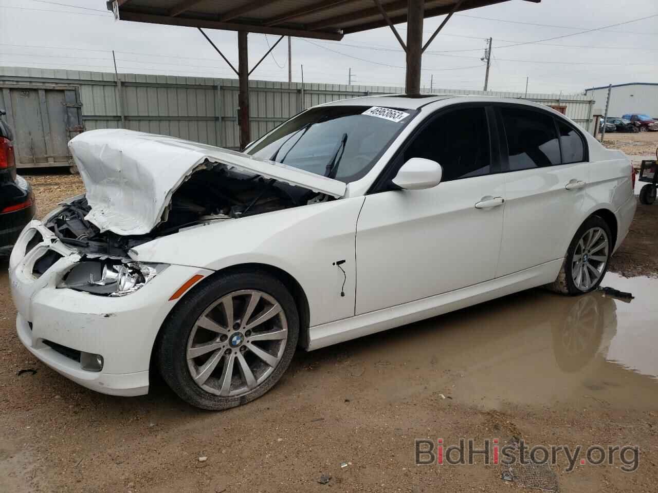 Photo WBAPH5G57BNM72978 - BMW 3 SERIES 2011