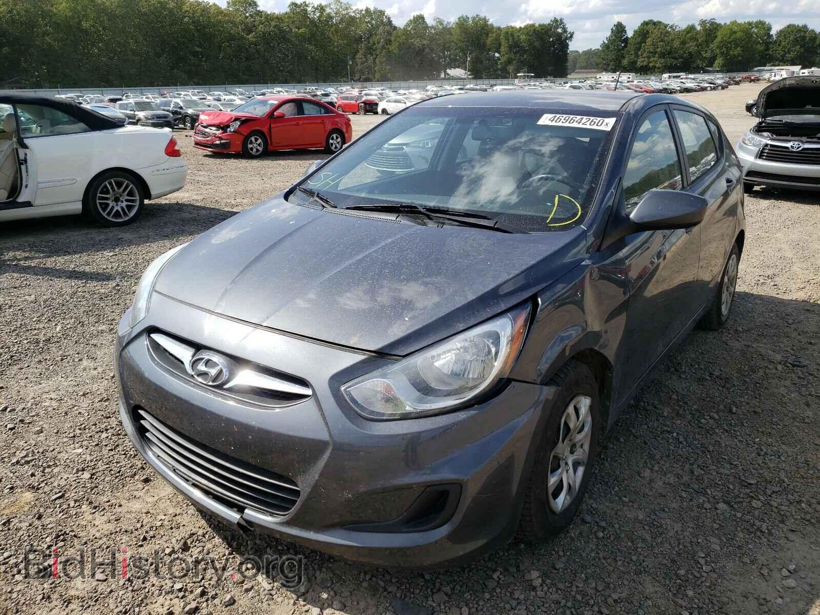 2013 HYUNDAI ACCENT - VIN: KMHCT5AE2DU083680 - Фото 2