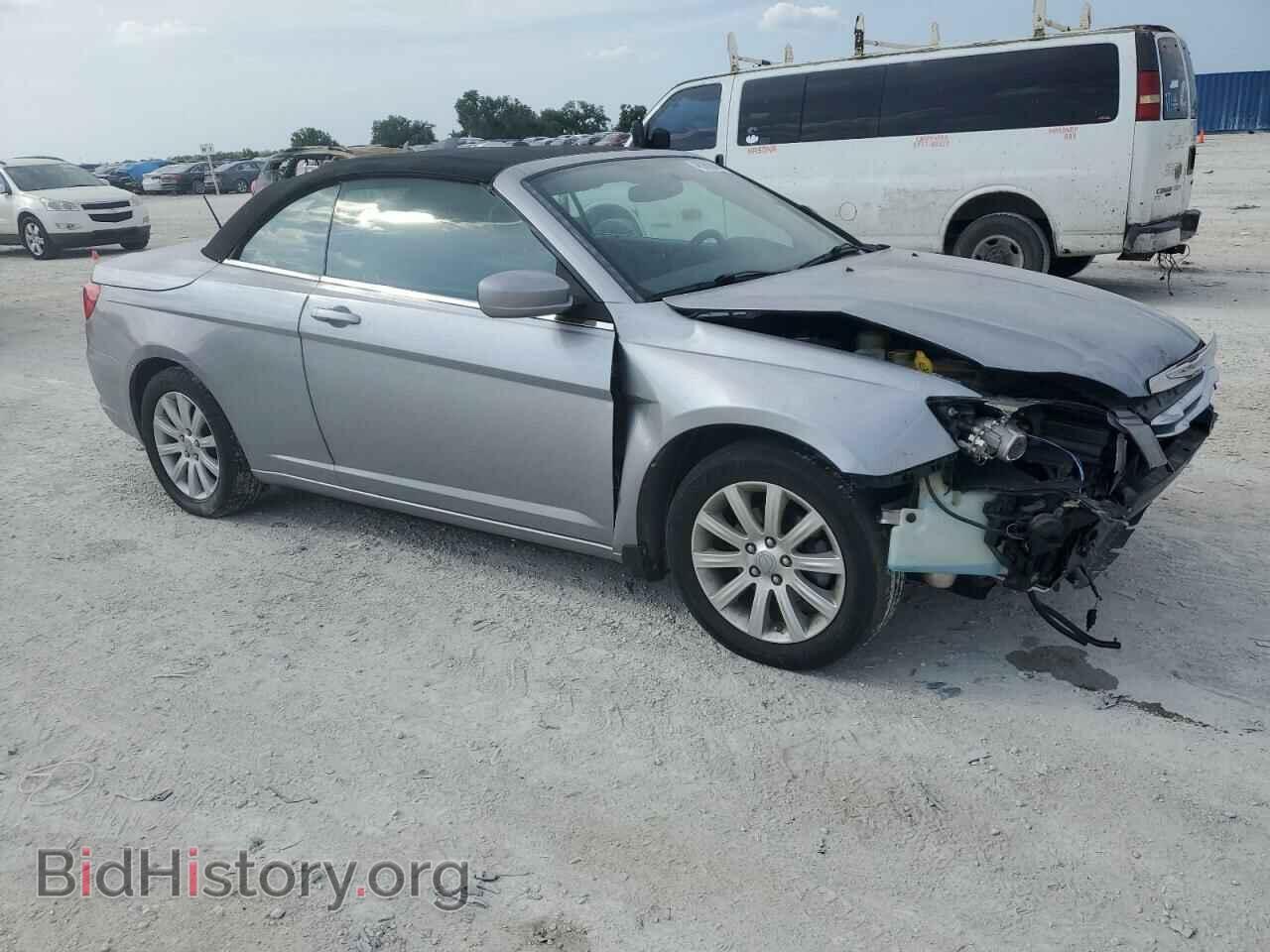 2013 CHRYSLER 200 - VIN: 1C3BCBEB0DN606370 - Фото 4
