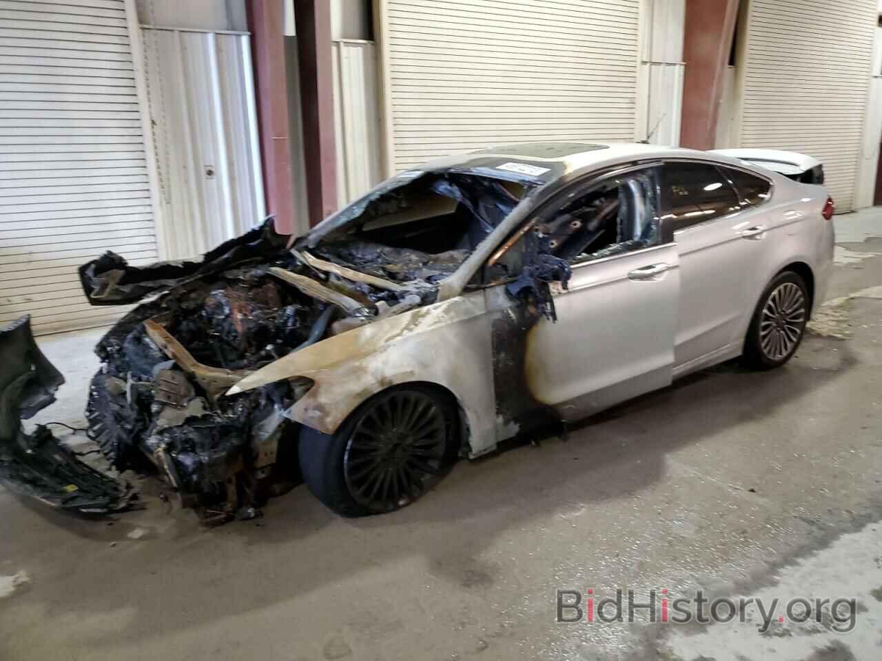 Photo 3FA6P0D9XJR138053 - FORD FUSION 2018