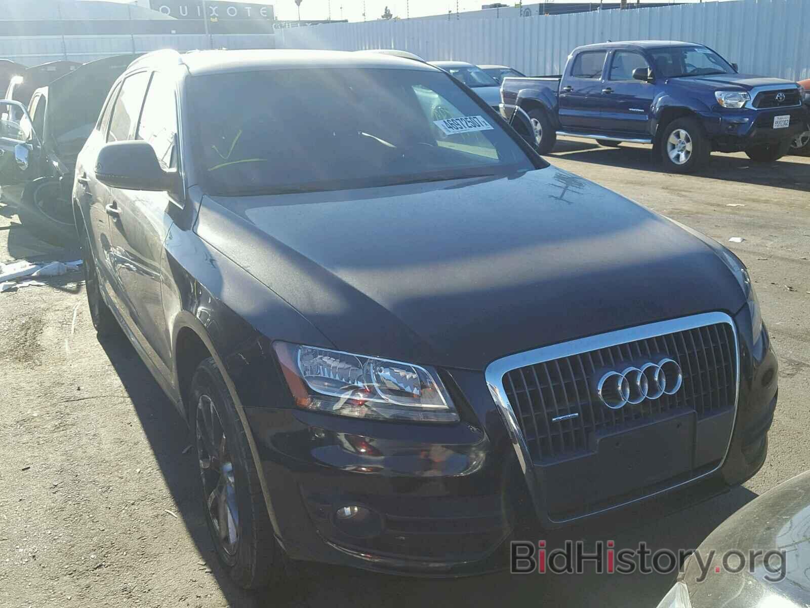 Фотография WA1CFAFP6BA039446 - AUDI Q5 2011