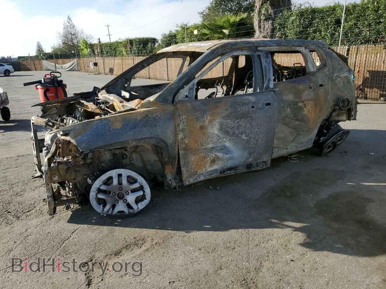 Фотография 3C4NJDAB8HT642149 - JEEP COMPASS 2017