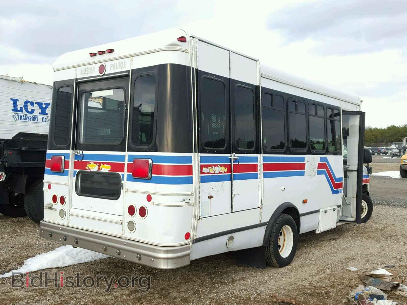 2007 FORD ECONOLINE - VIN: 1FDXE45P17DA91596 - Фото 4